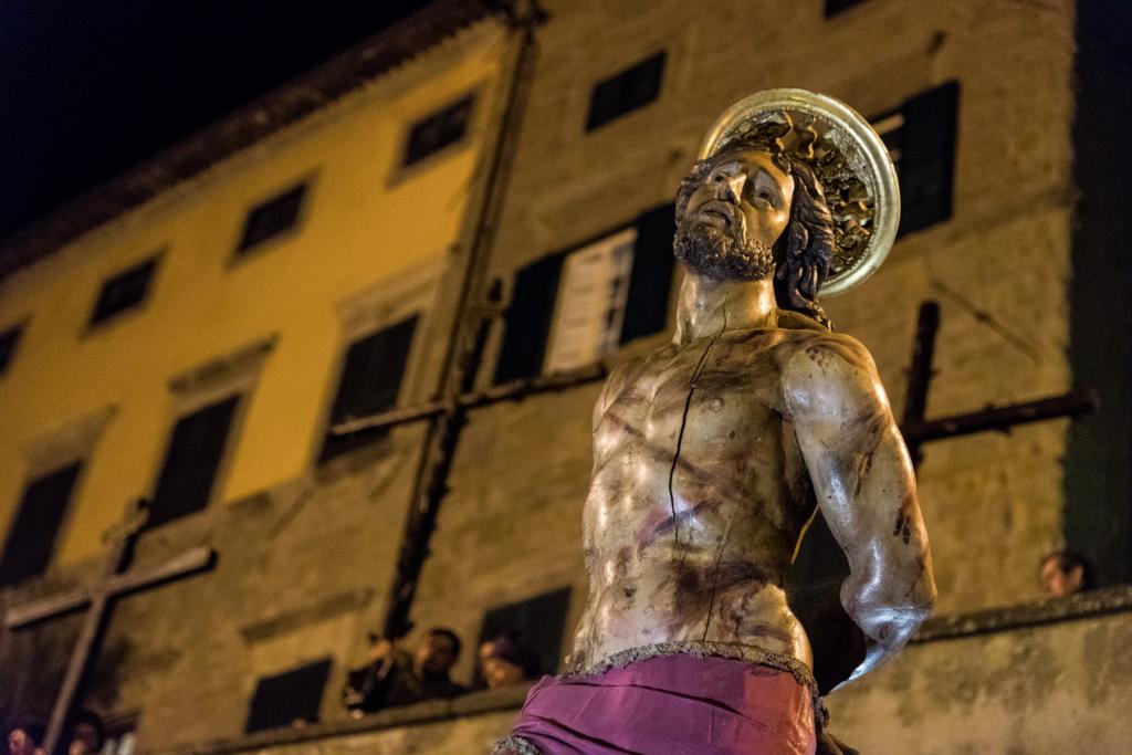 Cortona Italy processione